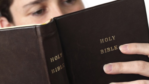 La loi de Dieu est-elle abolie dans le Nouveau Testament ?