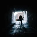 El perdón sana las heridas provocadas por otros. Tenemos la opción de dejar atrás el pasado, perdonando a aquellos que nos han hecho daño y seguir adelante.