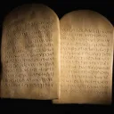 Dos tablas de piedra