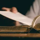 Cuando Dios resucite a estas personas, les explicará el significado completo de los libros de las Sagradas Escrituras.