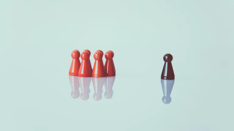 Si un joven desarrolla un liderazgo basado en los principios expuestos, será un líder efectivo, porque influirá positivamente en los demás, en la familia, la Iglesia y la sociedad. Un Liderazgo con Principios y Valores