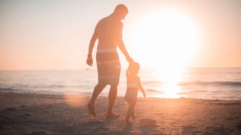 En el momento en que un hombre se convierte en padre, se le encomienda la tarea de ser responsable de todo un nuevo ser. El importante papel de los padres