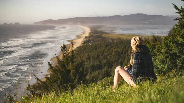 La meditación bíblica es anhelar la mente de Jesucristo (Filipenses 2:5), “llevando cautivo todo pensamiento a la obediencia de Cristo” (2 Corintios 10:5).