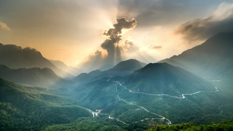 El retorno de Cristo a la Tierra, será visible por toda la humanidad. Al venir en su gloria, es imposible imaginar la majestad con la que hará presencia.