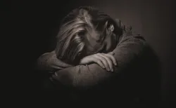 Cualquiera que sea la prueba por la que esté pasando, no puede separarle del amor de Dios. ¡Él entiende! Jesucristo sabe lo que es ser humano. Él nos ama.