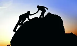 Estar en el seno de una persona también puede significar que una persona o cosa es abrazada o valorada con cariño.